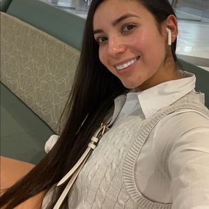 Meet your Posher, Sara